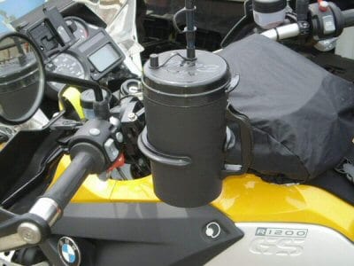 Butler Conversion Kit for CanAm Spyder RT & RS. Once you have a Butler Set installed, this kits allows you to switch from one size Butler mug to the other.